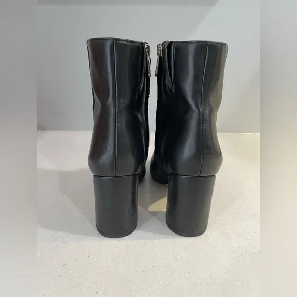 Sam Edelman Sleek Black Hilty Ankle Booties - Picture 6 of 8